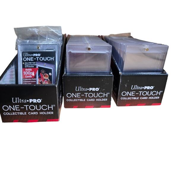 66 Ultra Pro Collector Card Holders 
One touch Magnetic Closure 
Ultra Clear - Picture 2 of 7
